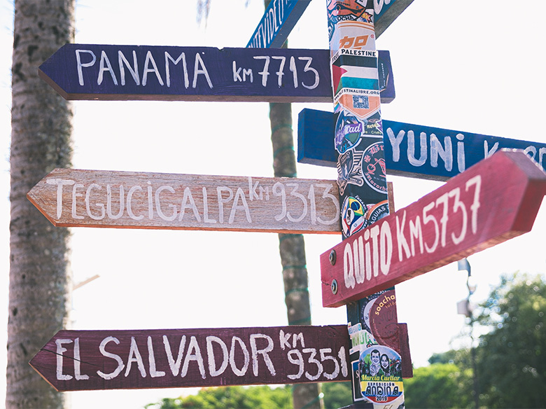 スーパーマーケットで活躍する店内看板をご紹介!のアイキャッチ画像